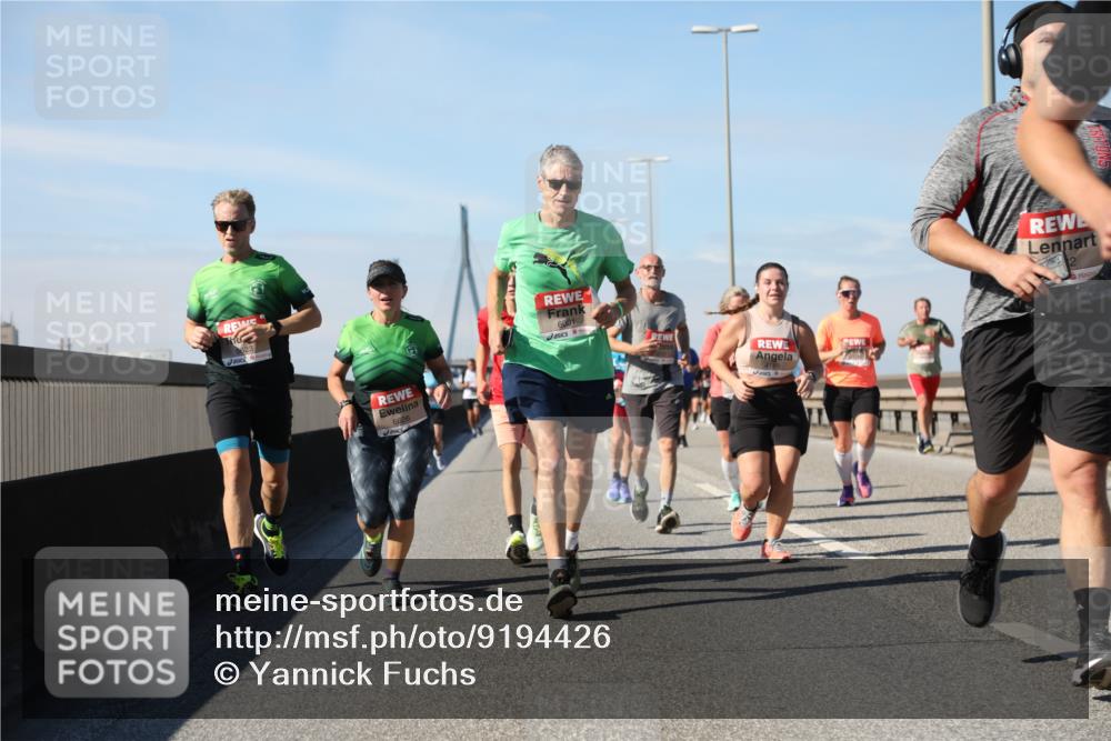 03.10.2025 - Köhlbrandbrückenlauf Yannick Fuchs http://msf.ph/oto/9194426 03.10.2025 11:56:44 Position 3 6626, 6001 meine-sportfotos.de