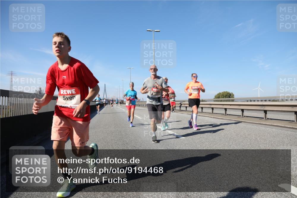 03.10.2025 - Köhlbrandbrückenlauf Yannick Fuchs http://msf.ph/oto/9194468 03.10.2025 11:56:47 Position 3 4146 meine-sportfotos.de