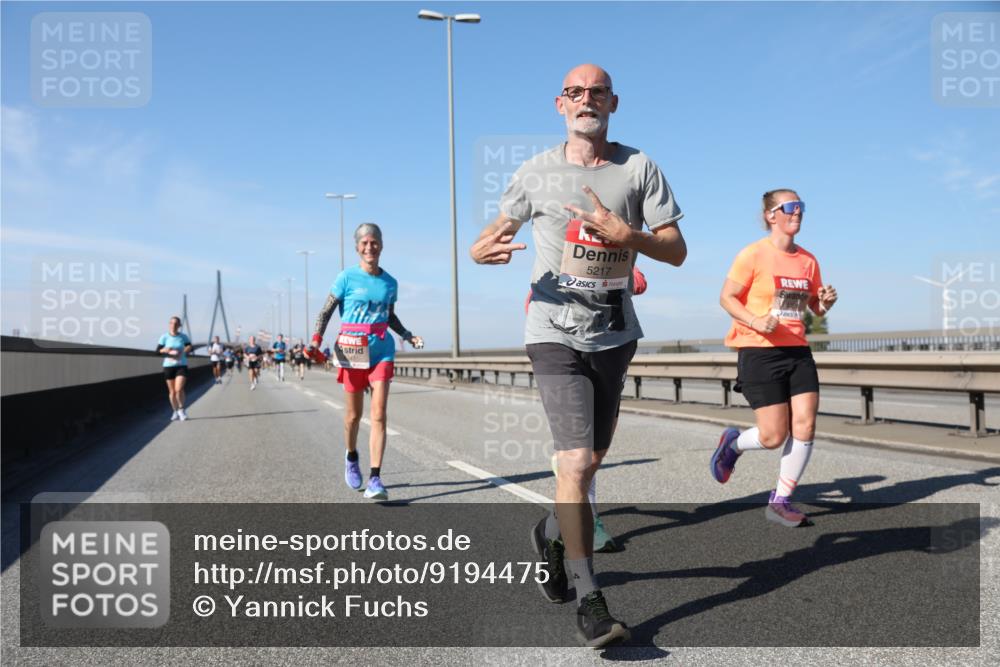 03.10.2025 - Köhlbrandbrückenlauf Yannick Fuchs http://msf.ph/oto/9194475 03.10.2025 11:56:48 Position 3 5217 meine-sportfotos.de