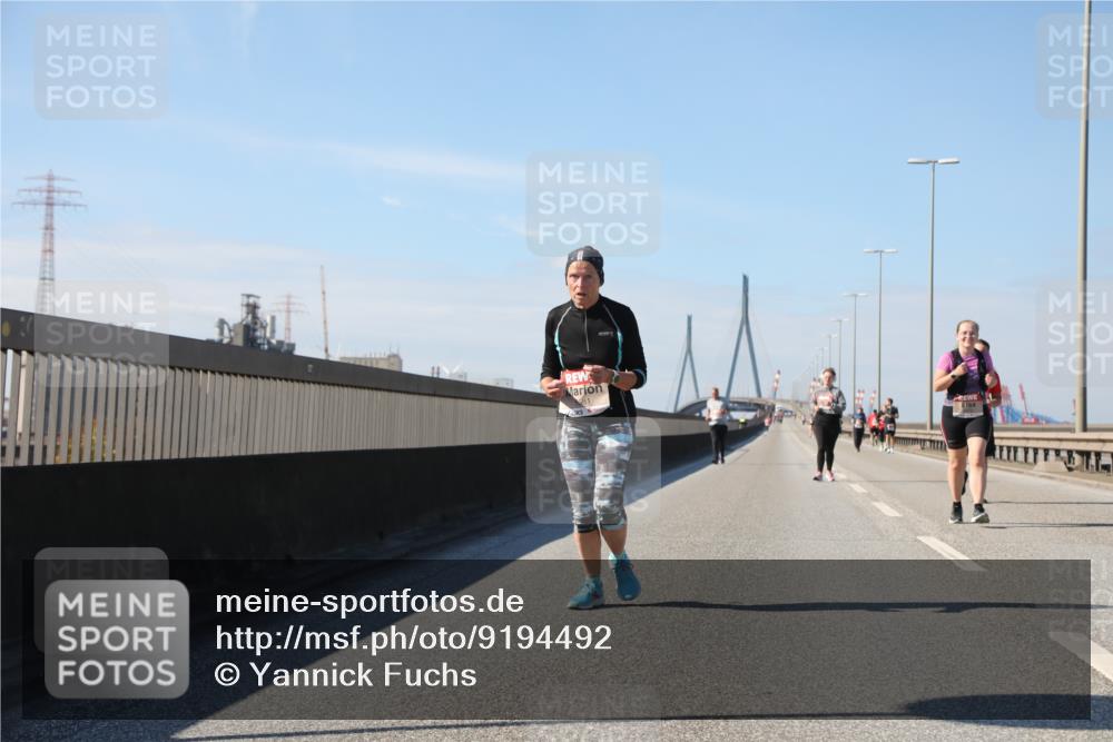 03.10.2025 - Köhlbrandbrückenlauf Yannick Fuchs http://msf.ph/oto/9194492 03.10.2025 12:19:42 Position 3  meine-sportfotos.de