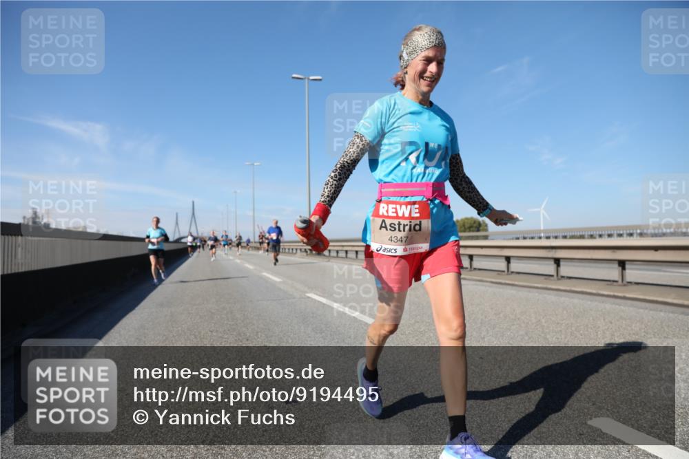 03.10.2025 - Köhlbrandbrückenlauf Yannick Fuchs http://msf.ph/oto/9194495 03.10.2025 11:56:49 Position 3 4347 meine-sportfotos.de