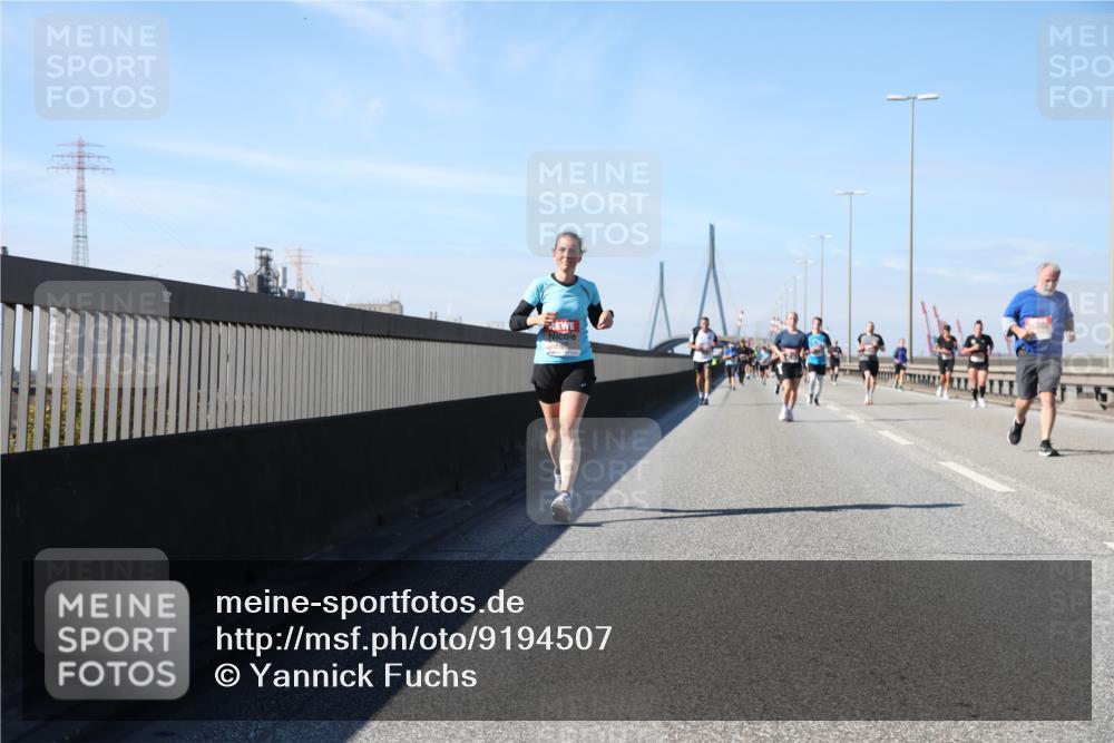 03.10.2025 - Köhlbrandbrückenlauf Yannick Fuchs http://msf.ph/oto/9194507 03.10.2025 11:56:50 Position 3  meine-sportfotos.de
