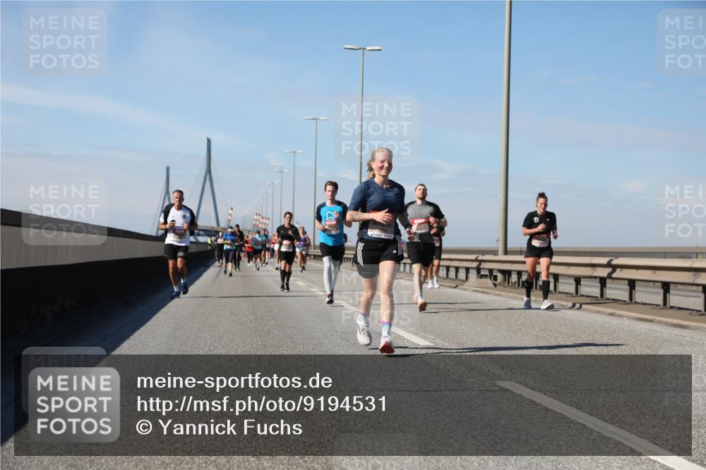 03.10.2025 - Köhlbrandbrückenlauf Yannick Fuchs http://msf.ph/oto/9194531 03.10.2025 11:56:54 Position 3  meine-sportfotos.de