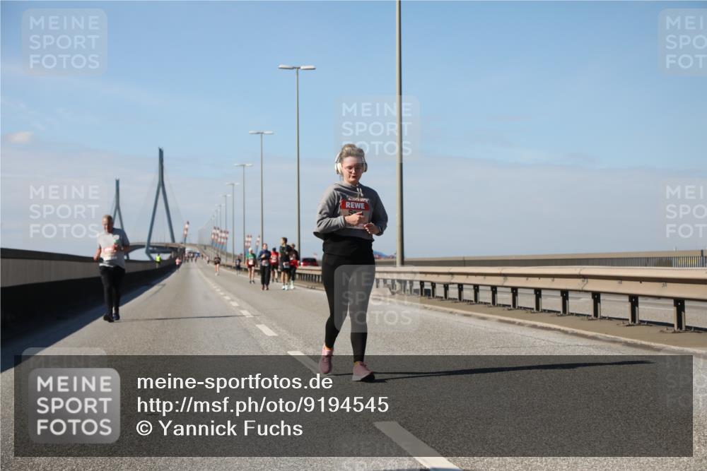 03.10.2025 - Köhlbrandbrückenlauf Yannick Fuchs http://msf.ph/oto/9194545 03.10.2025 12:19:49 Position 3  meine-sportfotos.de