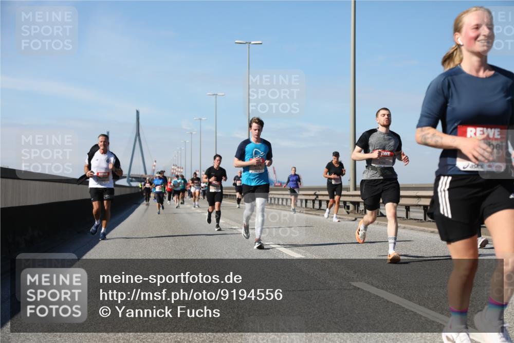 03.10.2025 - Köhlbrandbrückenlauf Yannick Fuchs http://msf.ph/oto/9194556 03.10.2025 11:56:56 Position 3  meine-sportfotos.de