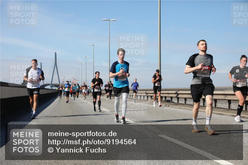 03.10.2025 - Köhlbrandbrückenlauf Yannick Fuchs http://msf.ph/oto/9194564 03.10.2025 11:56:57 Position 3 5173, 6796 meine-sportfotos.de