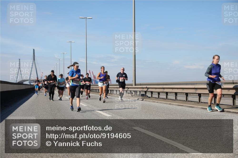 03.10.2025 - Köhlbrandbrückenlauf Yannick Fuchs http://msf.ph/oto/9194605 03.10.2025 11:57:03 Position 3  meine-sportfotos.de