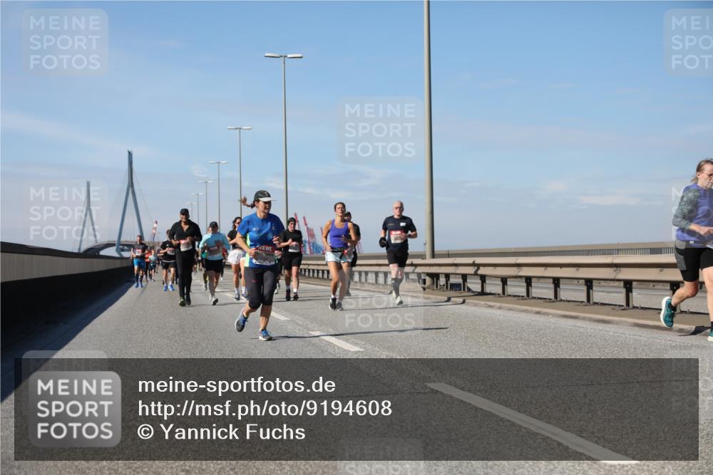 03.10.2025 - Köhlbrandbrückenlauf Yannick Fuchs http://msf.ph/oto/9194608 03.10.2025 11:57:03 Position 3  meine-sportfotos.de