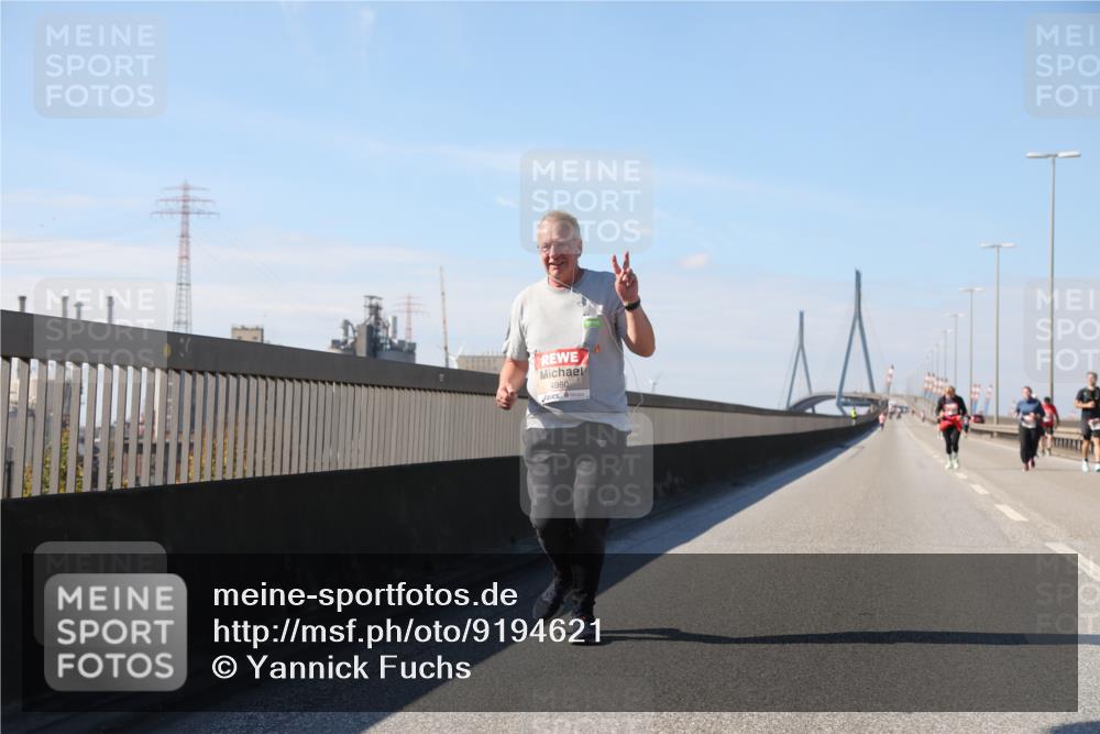 03.10.2025 - Köhlbrandbrückenlauf Yannick Fuchs http://msf.ph/oto/9194621 03.10.2025 12:19:56 Position 3 1, 4980 meine-sportfotos.de