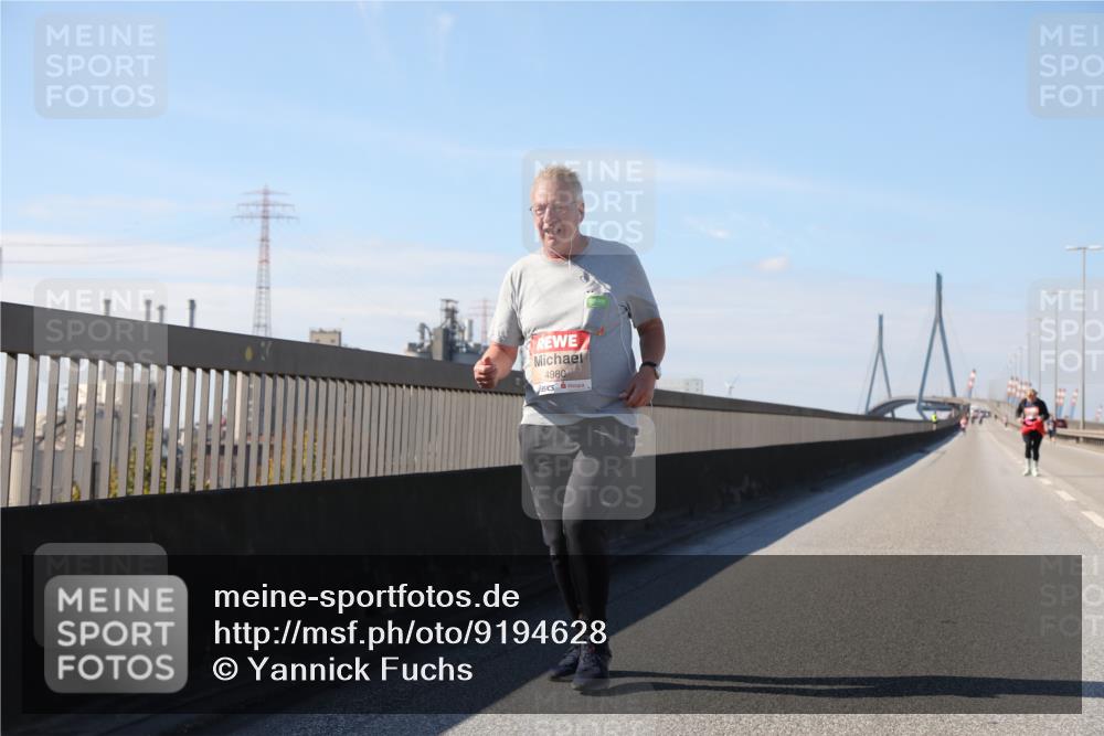 03.10.2025 - Köhlbrandbrückenlauf Yannick Fuchs http://msf.ph/oto/9194628 03.10.2025 12:19:56 Position 3 4980 meine-sportfotos.de