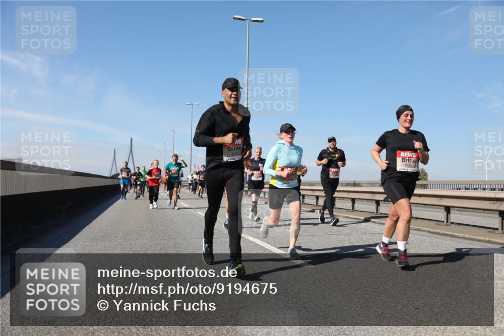 03.10.2025 - Köhlbrandbrückenlauf Yannick Fuchs http://msf.ph/oto/9194675 03.10.2025 11:57:09 Position 3 6353, 6712 meine-sportfotos.de