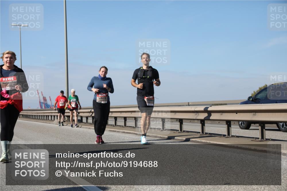 03.10.2025 - Köhlbrandbrückenlauf Yannick Fuchs http://msf.ph/oto/9194688 03.10.2025 12:20:07 Position 3 5497 meine-sportfotos.de