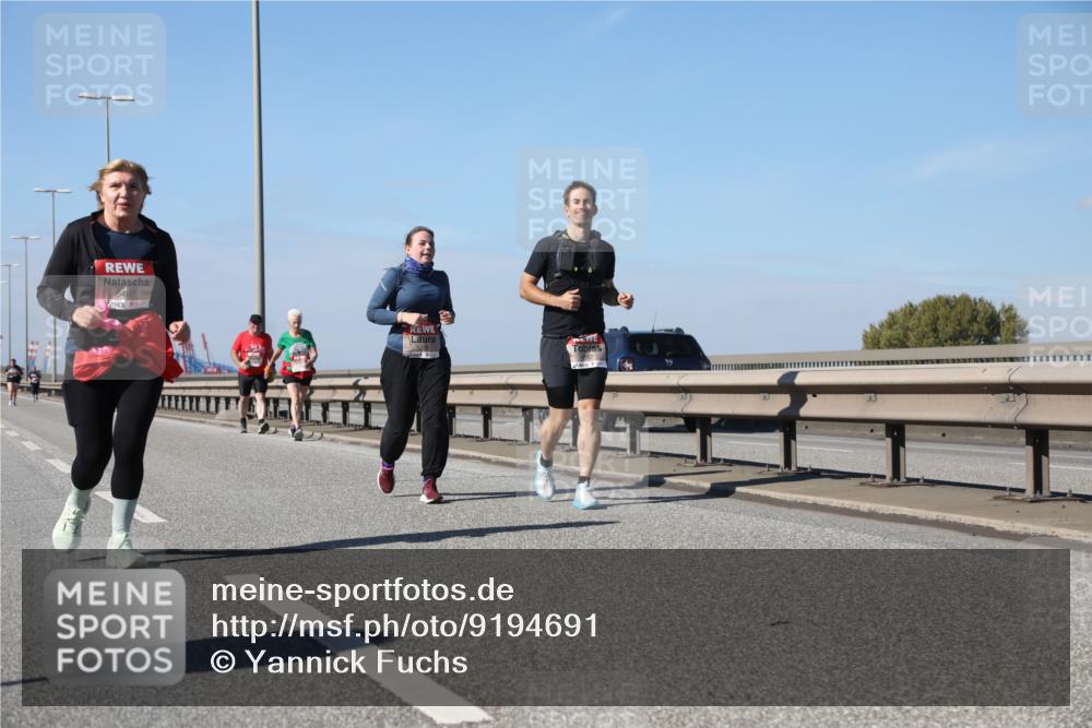 03.10.2025 - Köhlbrandbrückenlauf Yannick Fuchs http://msf.ph/oto/9194691 03.10.2025 12:20:08 Position 3  meine-sportfotos.de