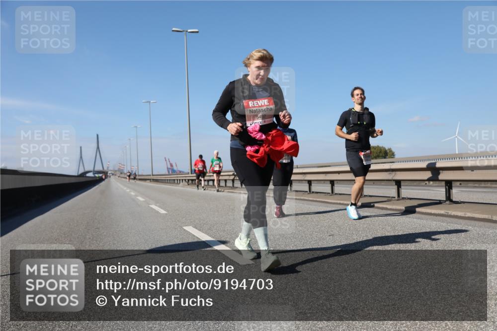 03.10.2025 - Köhlbrandbrückenlauf Yannick Fuchs http://msf.ph/oto/9194703 03.10.2025 12:20:10 Position 3 5497 meine-sportfotos.de