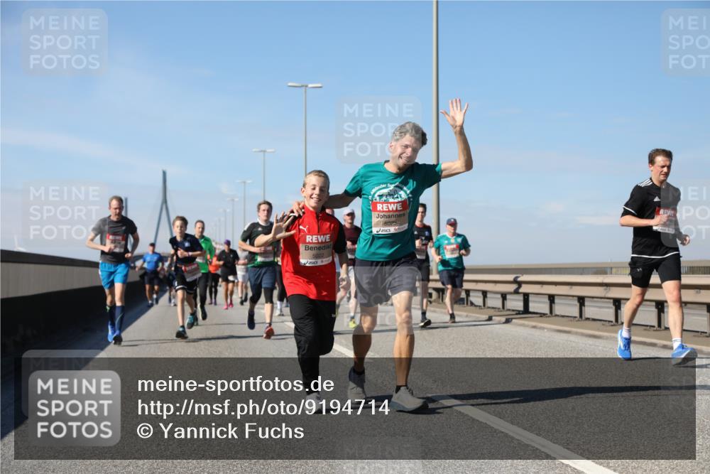03.10.2025 - Köhlbrandbrückenlauf Yannick Fuchs http://msf.ph/oto/9194714 03.10.2025 11:57:12 Position 3 5022, 6023 meine-sportfotos.de