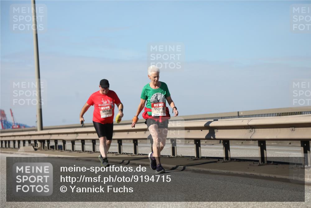 03.10.2025 - Köhlbrandbrückenlauf Yannick Fuchs http://msf.ph/oto/9194715 03.10.2025 12:20:12 Position 3 6165 meine-sportfotos.de