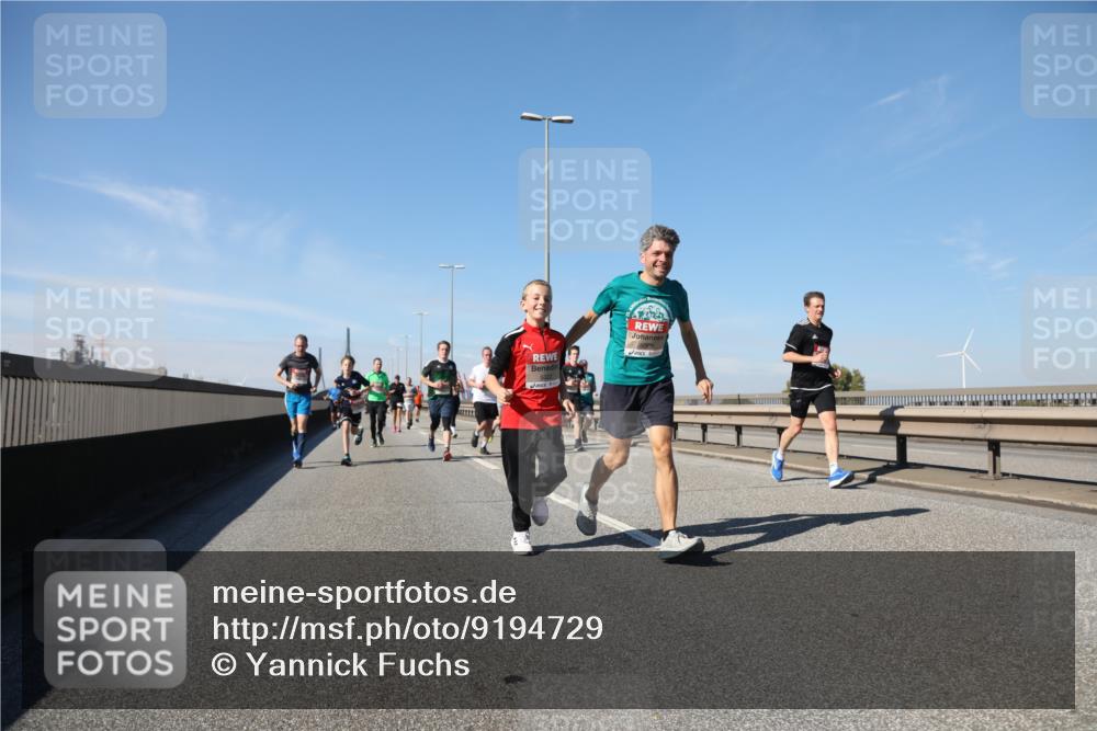 03.10.2025 - Köhlbrandbrückenlauf Yannick Fuchs http://msf.ph/oto/9194729 03.10.2025 11:57:13 Position 3  meine-sportfotos.de