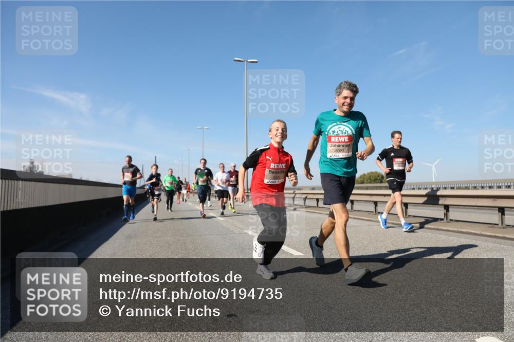 03.10.2025 - Köhlbrandbrückenlauf Yannick Fuchs http://msf.ph/oto/9194735 03.10.2025 11:57:13 Position 3 5022, 5023 meine-sportfotos.de