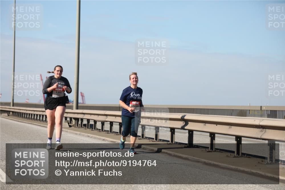 03.10.2025 - Köhlbrandbrückenlauf Yannick Fuchs http://msf.ph/oto/9194764 03.10.2025 12:20:32 Position 3  meine-sportfotos.de