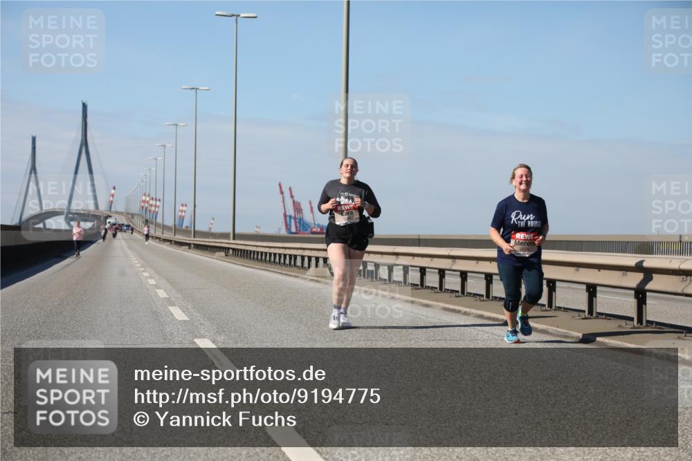 03.10.2025 - Köhlbrandbrückenlauf Yannick Fuchs http://msf.ph/oto/9194775 03.10.2025 12:20:33 Position 3  meine-sportfotos.de