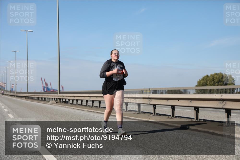 03.10.2025 - Köhlbrandbrückenlauf Yannick Fuchs http://msf.ph/oto/9194794 03.10.2025 12:20:36 Position 3  meine-sportfotos.de