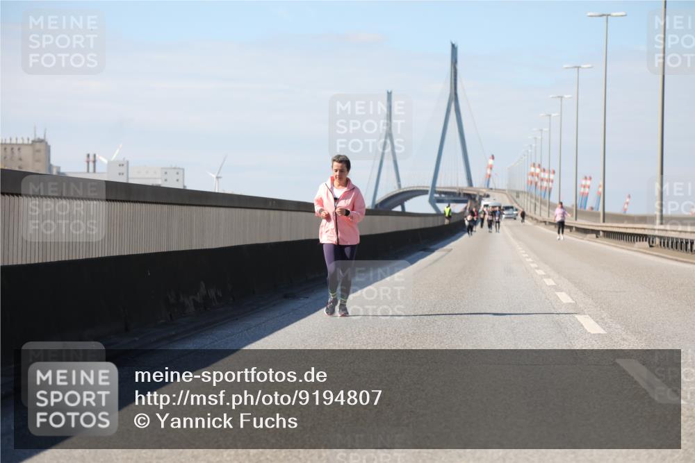 03.10.2025 - Köhlbrandbrückenlauf Yannick Fuchs http://msf.ph/oto/9194807 03.10.2025 12:20:54 Position 3  meine-sportfotos.de