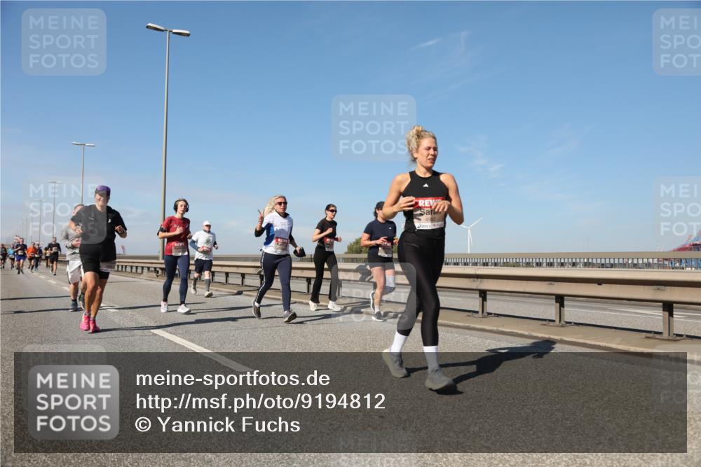 03.10.2025 - Köhlbrandbrückenlauf Yannick Fuchs http://msf.ph/oto/9194812 03.10.2025 11:57:18 Position 3  meine-sportfotos.de