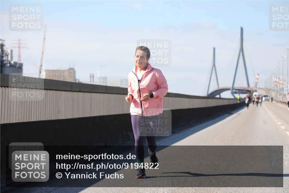 03.10.2025 - Köhlbrandbrückenlauf Yannick Fuchs http://msf.ph/oto/9194822 03.10.2025 12:20:58 Position 3  meine-sportfotos.de
