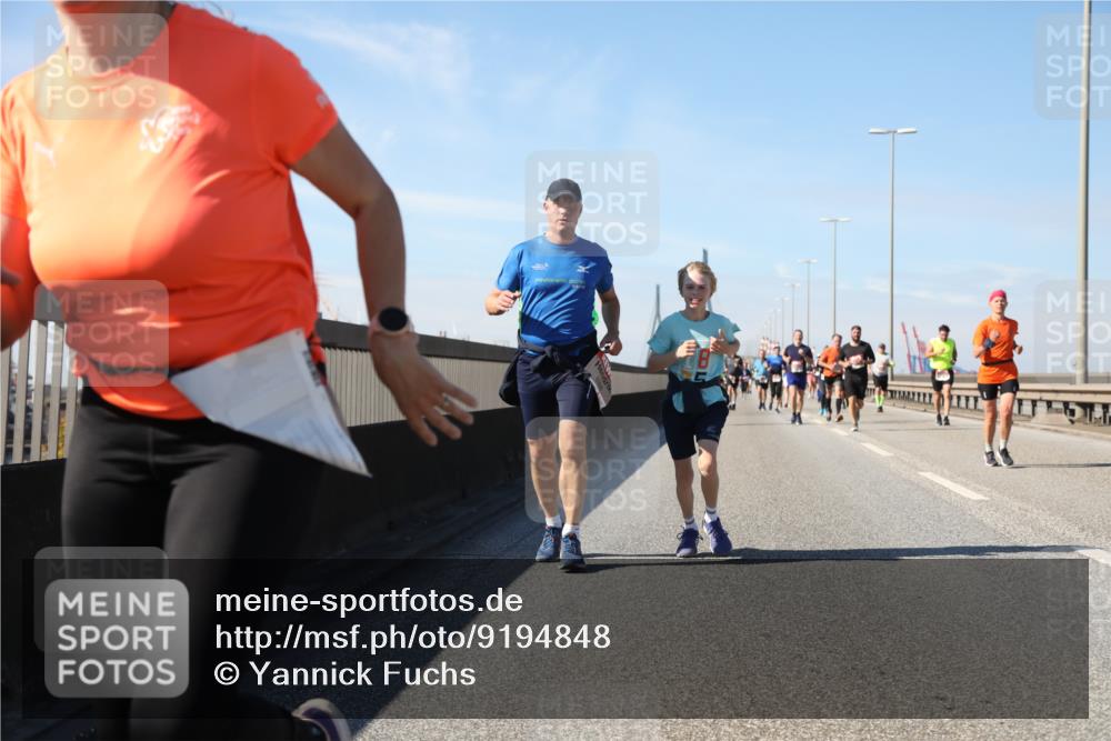 03.10.2025 - Köhlbrandbrückenlauf Yannick Fuchs http://msf.ph/oto/9194848 03.10.2025 11:57:21 Position 3  meine-sportfotos.de