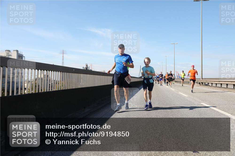 03.10.2025 - Köhlbrandbrückenlauf Yannick Fuchs http://msf.ph/oto/9194850 03.10.2025 11:57:21 Position 3  meine-sportfotos.de