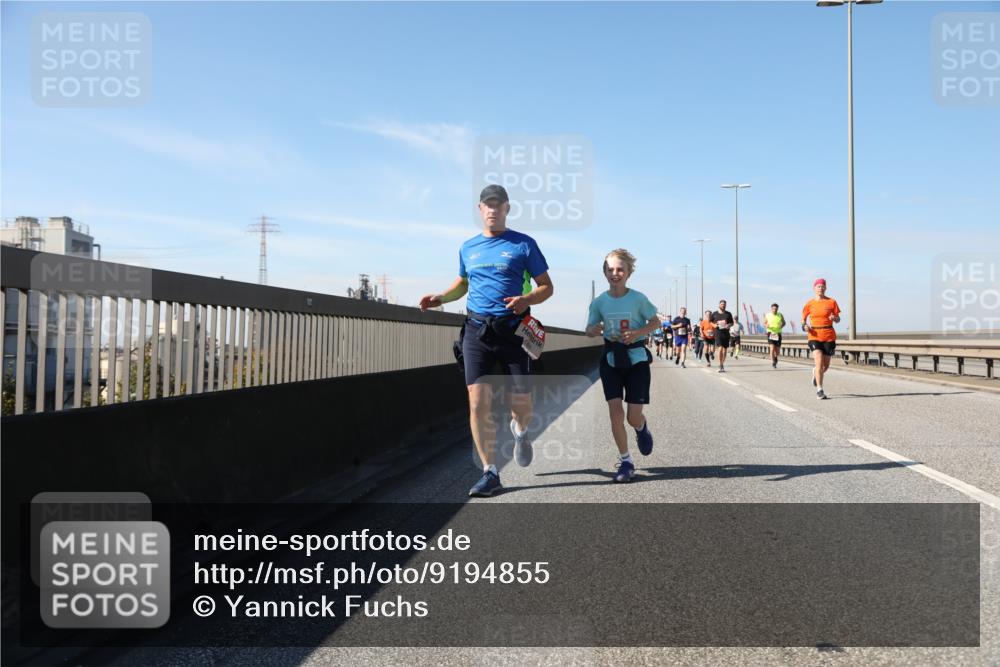 03.10.2025 - Köhlbrandbrückenlauf Yannick Fuchs http://msf.ph/oto/9194855 03.10.2025 11:57:21 Position 3  meine-sportfotos.de