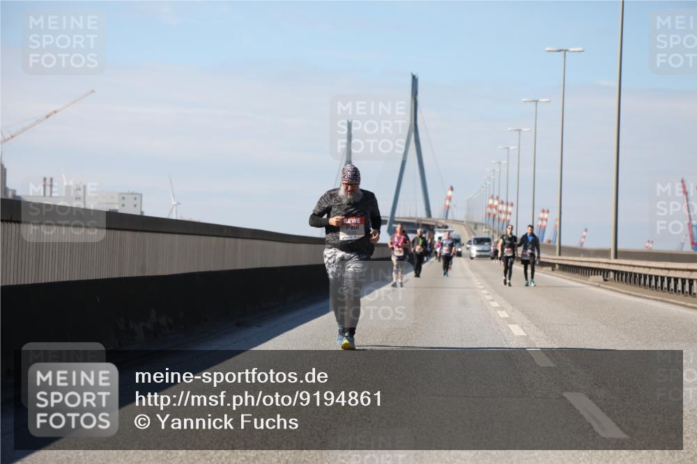 03.10.2025 - Köhlbrandbrückenlauf Yannick Fuchs http://msf.ph/oto/9194861 03.10.2025 12:21:36 Position 3  meine-sportfotos.de