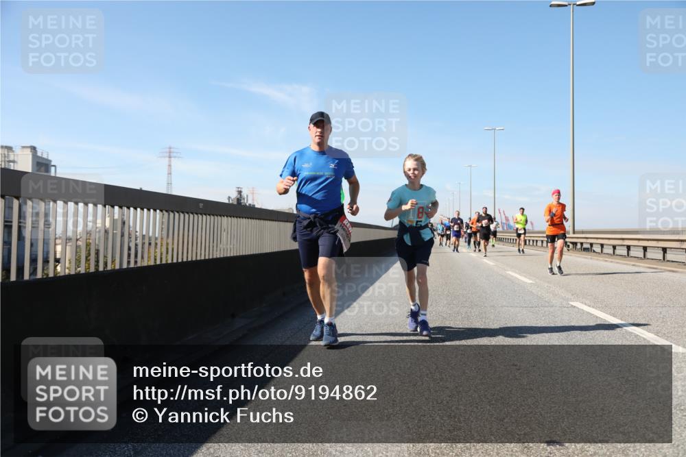 03.10.2025 - Köhlbrandbrückenlauf Yannick Fuchs http://msf.ph/oto/9194862 03.10.2025 11:57:22 Position 3  meine-sportfotos.de