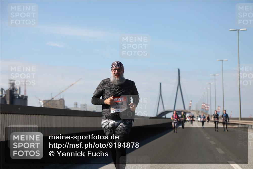 03.10.2025 - Köhlbrandbrückenlauf Yannick Fuchs http://msf.ph/oto/9194878 03.10.2025 12:21:41 Position 3 6123 meine-sportfotos.de