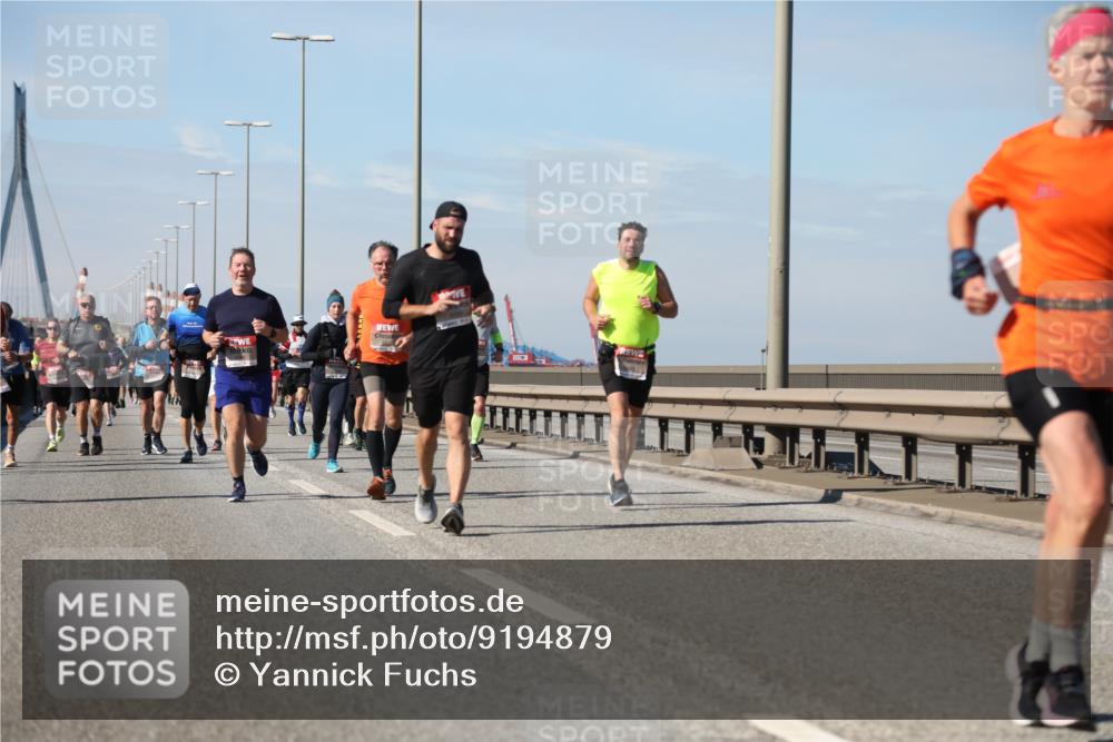 03.10.2025 - Köhlbrandbrückenlauf Yannick Fuchs http://msf.ph/oto/9194879 03.10.2025 11:57:23 Position 3  meine-sportfotos.de