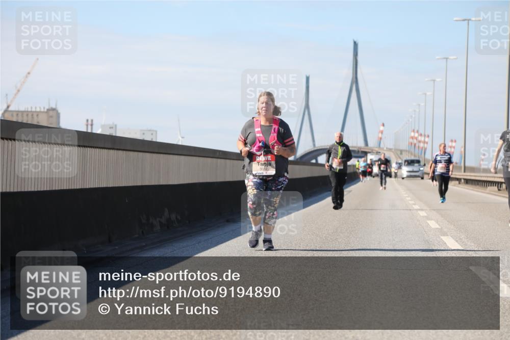03.10.2025 - Köhlbrandbrückenlauf Yannick Fuchs http://msf.ph/oto/9194890 03.10.2025 12:21:54 Position 3 5512 meine-sportfotos.de
