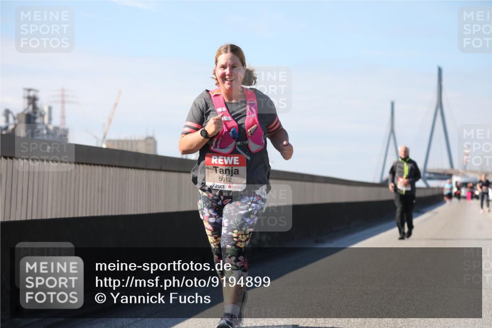03.10.2025 - Köhlbrandbrückenlauf Yannick Fuchs http://msf.ph/oto/9194899 03.10.2025 12:21:57 Position 3 5612 meine-sportfotos.de