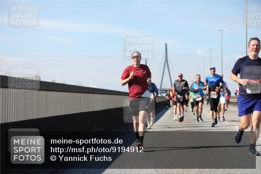 03.10.2025 - Köhlbrandbrückenlauf Yannick Fuchs http://msf.ph/oto/9194912 03.10.2025 11:57:28 Position 3 4760 meine-sportfotos.de