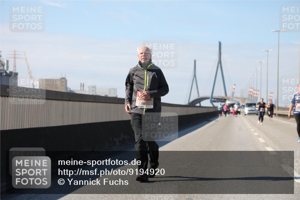 03.10.2025 - Köhlbrandbrückenlauf Yannick Fuchs http://msf.ph/oto/9194920 03.10.2025 12:22:05 Position 3 4851 meine-sportfotos.de