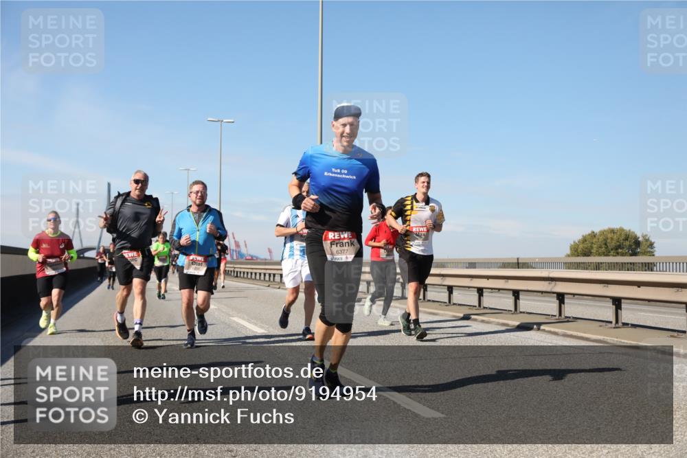 03.10.2025 - Köhlbrandbrückenlauf Yannick Fuchs http://msf.ph/oto/9194954 03.10.2025 11:57:33 Position 3 09, 6377 meine-sportfotos.de