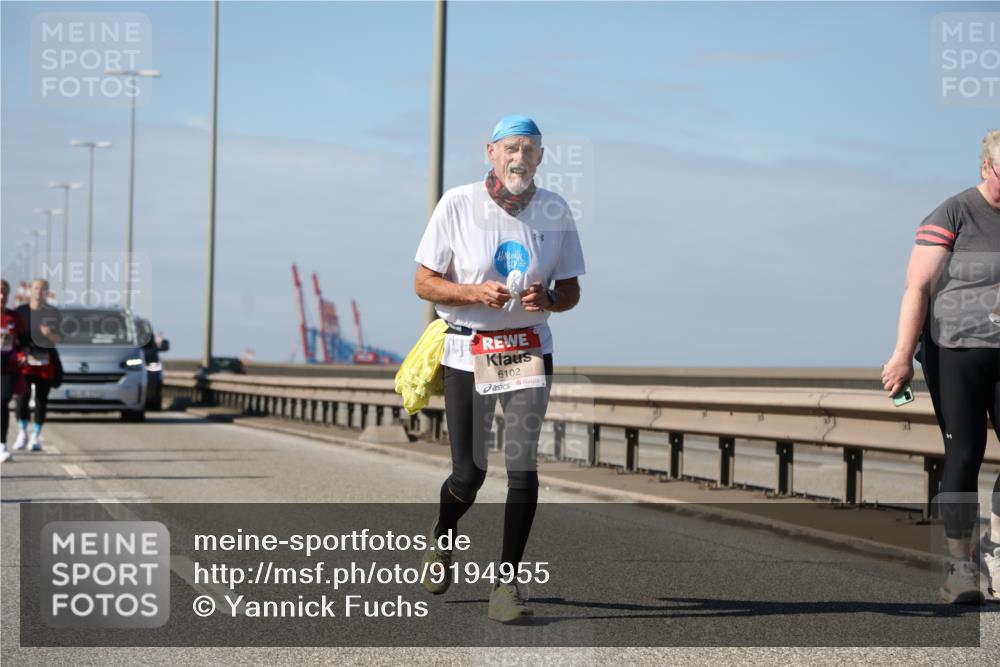 03.10.2025 - Köhlbrandbrückenlauf Yannick Fuchs http://msf.ph/oto/9194955 03.10.2025 12:22:40 Position 3 6102 meine-sportfotos.de