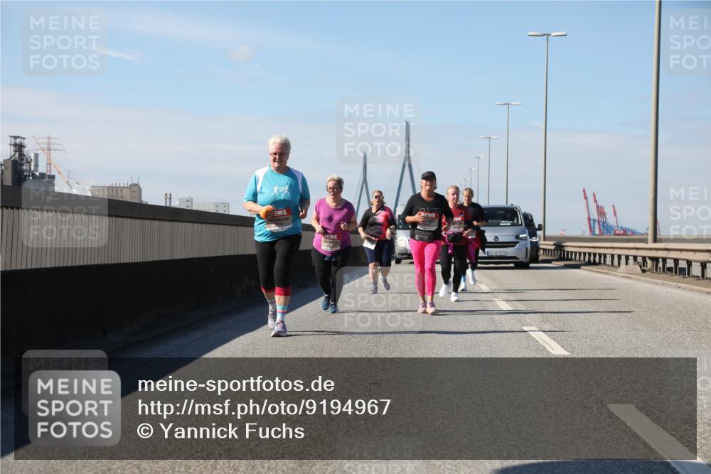03.10.2025 - Köhlbrandbrückenlauf Yannick Fuchs http://msf.ph/oto/9194967 03.10.2025 12:22:43 Position 3  meine-sportfotos.de