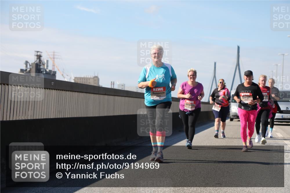 03.10.2025 - Köhlbrandbrückenlauf Yannick Fuchs http://msf.ph/oto/9194969 03.10.2025 12:22:44 Position 3 6549, 6522 meine-sportfotos.de
