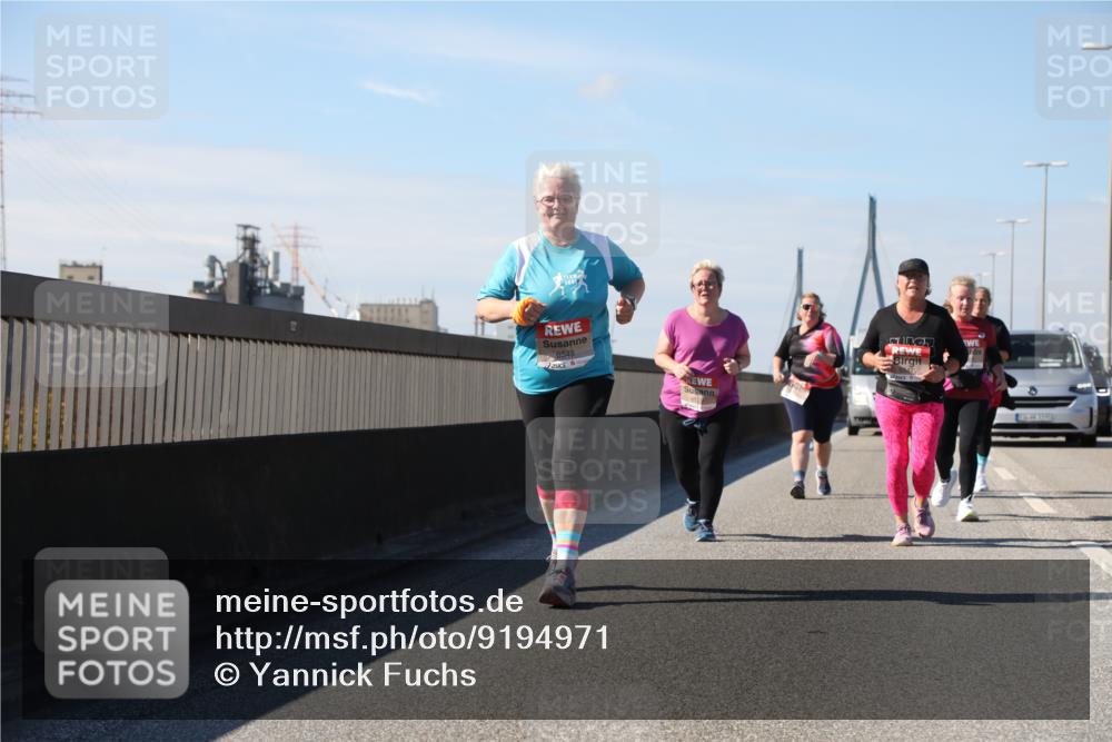 03.10.2025 - Köhlbrandbrückenlauf Yannick Fuchs http://msf.ph/oto/9194971 03.10.2025 12:22:44 Position 3 6549 meine-sportfotos.de