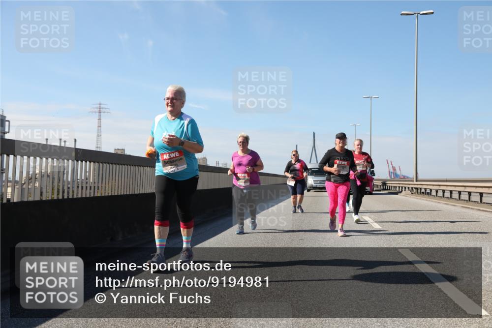 03.10.2025 - Köhlbrandbrückenlauf Yannick Fuchs http://msf.ph/oto/9194981 03.10.2025 12:22:46 Position 3  meine-sportfotos.de