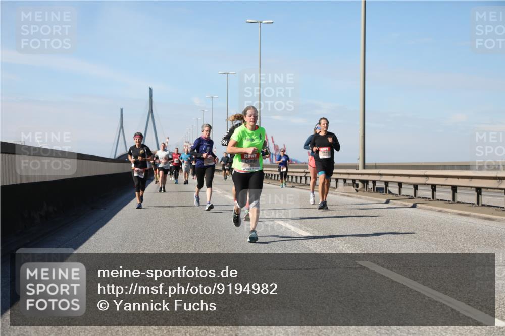 03.10.2025 - Köhlbrandbrückenlauf Yannick Fuchs http://msf.ph/oto/9194982 03.10.2025 11:57:36 Position 3  meine-sportfotos.de