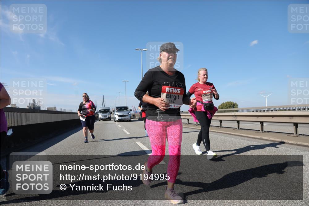03.10.2025 - Köhlbrandbrückenlauf Yannick Fuchs http://msf.ph/oto/9194995 03.10.2025 12:22:49 Position 3 5547, 5603 meine-sportfotos.de