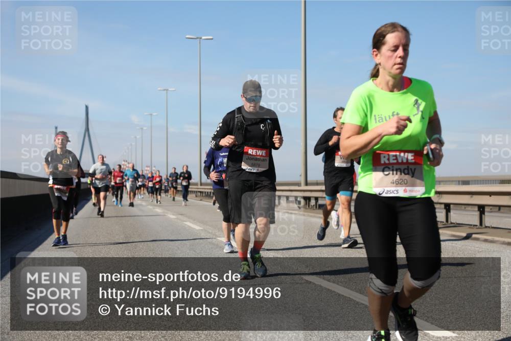 03.10.2025 - Köhlbrandbrückenlauf Yannick Fuchs http://msf.ph/oto/9194996 03.10.2025 11:57:38 Position 3 5879, 4620 meine-sportfotos.de