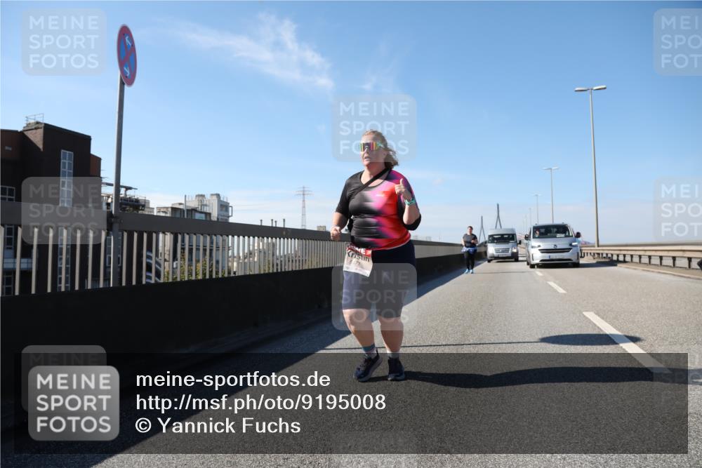 03.10.2025 - Köhlbrandbrückenlauf Yannick Fuchs http://msf.ph/oto/9195008 03.10.2025 12:22:51 Position 3  meine-sportfotos.de