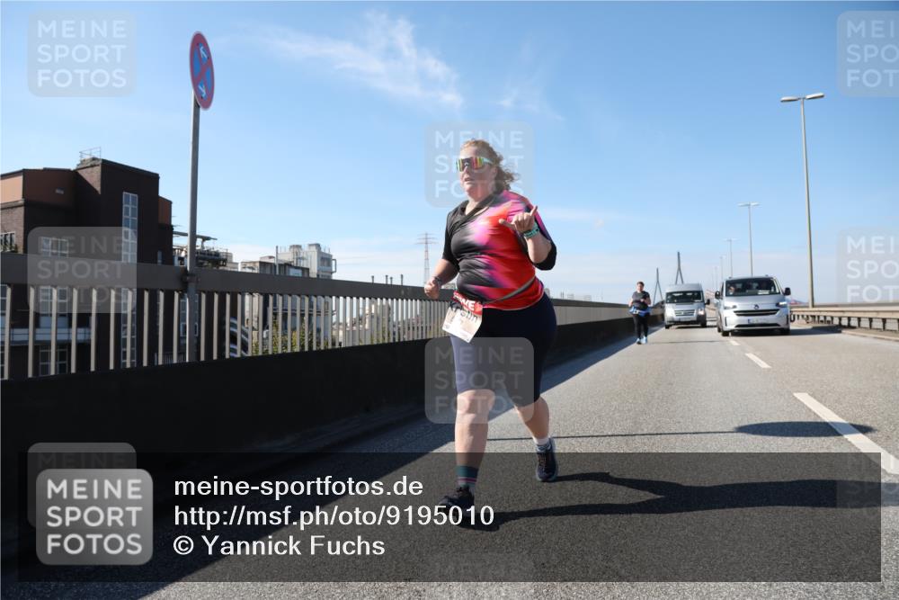03.10.2025 - Köhlbrandbrückenlauf Yannick Fuchs http://msf.ph/oto/9195010 03.10.2025 12:22:51 Position 3  meine-sportfotos.de